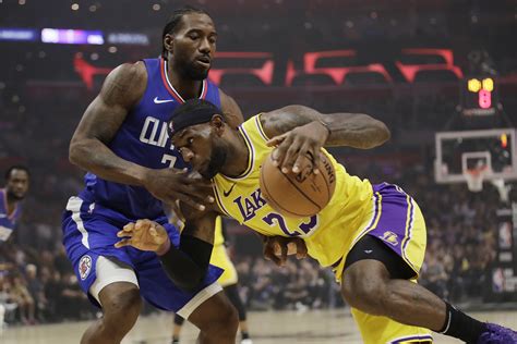 LeBron James vs. Kawhi Leonard: Head.